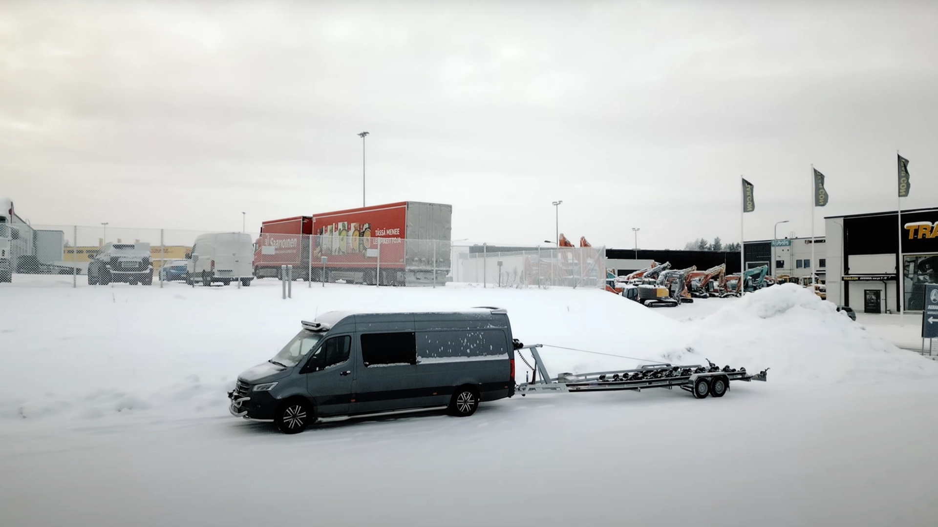 Jsi Trailersilla on käytössään Confirman selainpohjainen Quick3-toiminnanohjausjärjestelmä sekä Flowvy-verkkokauppa.